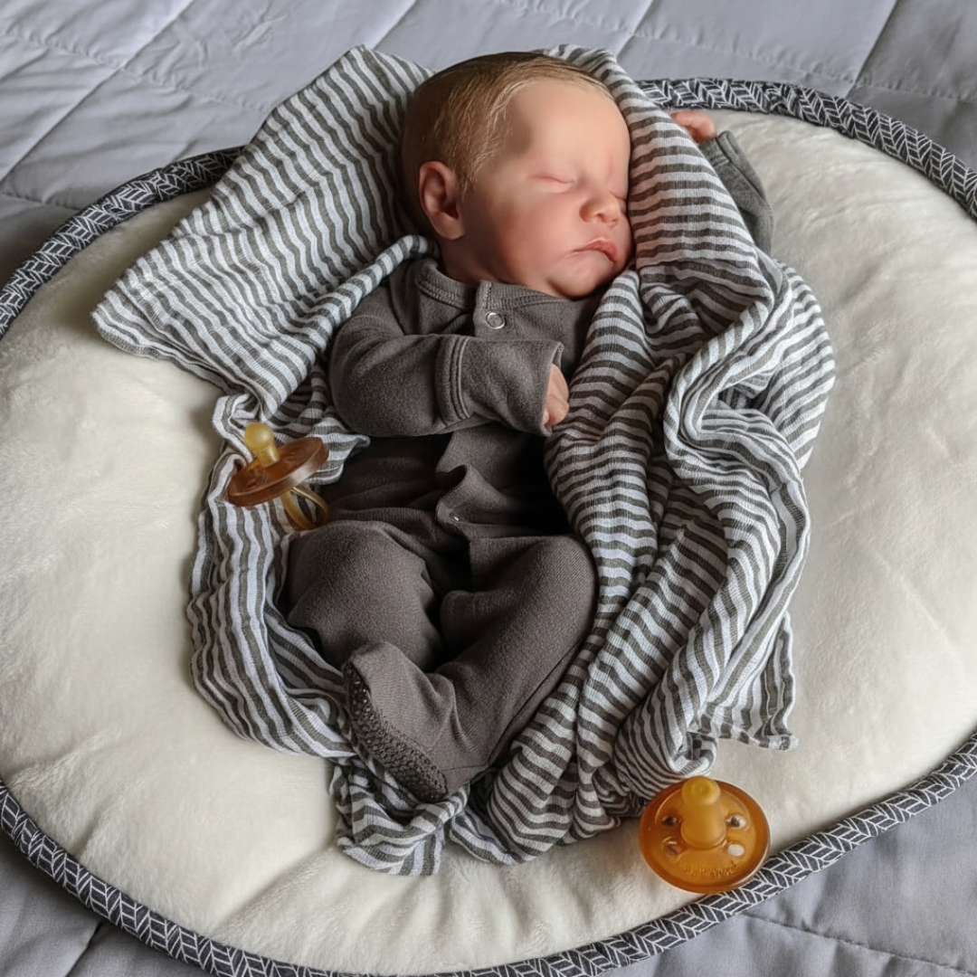 Luca TrueLove™ Newborn – Ultra-Realistic Reborn Baby Doll