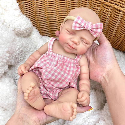 Luna RealTouch™ Newborn – Full Silicone Ultra-Realistic Reborn Baby Doll